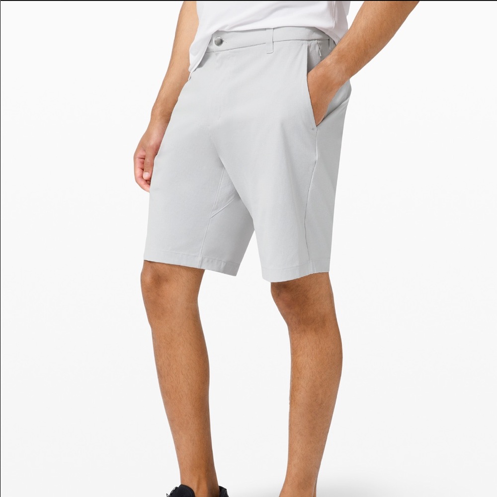 Lululemon Commission Short 9”
